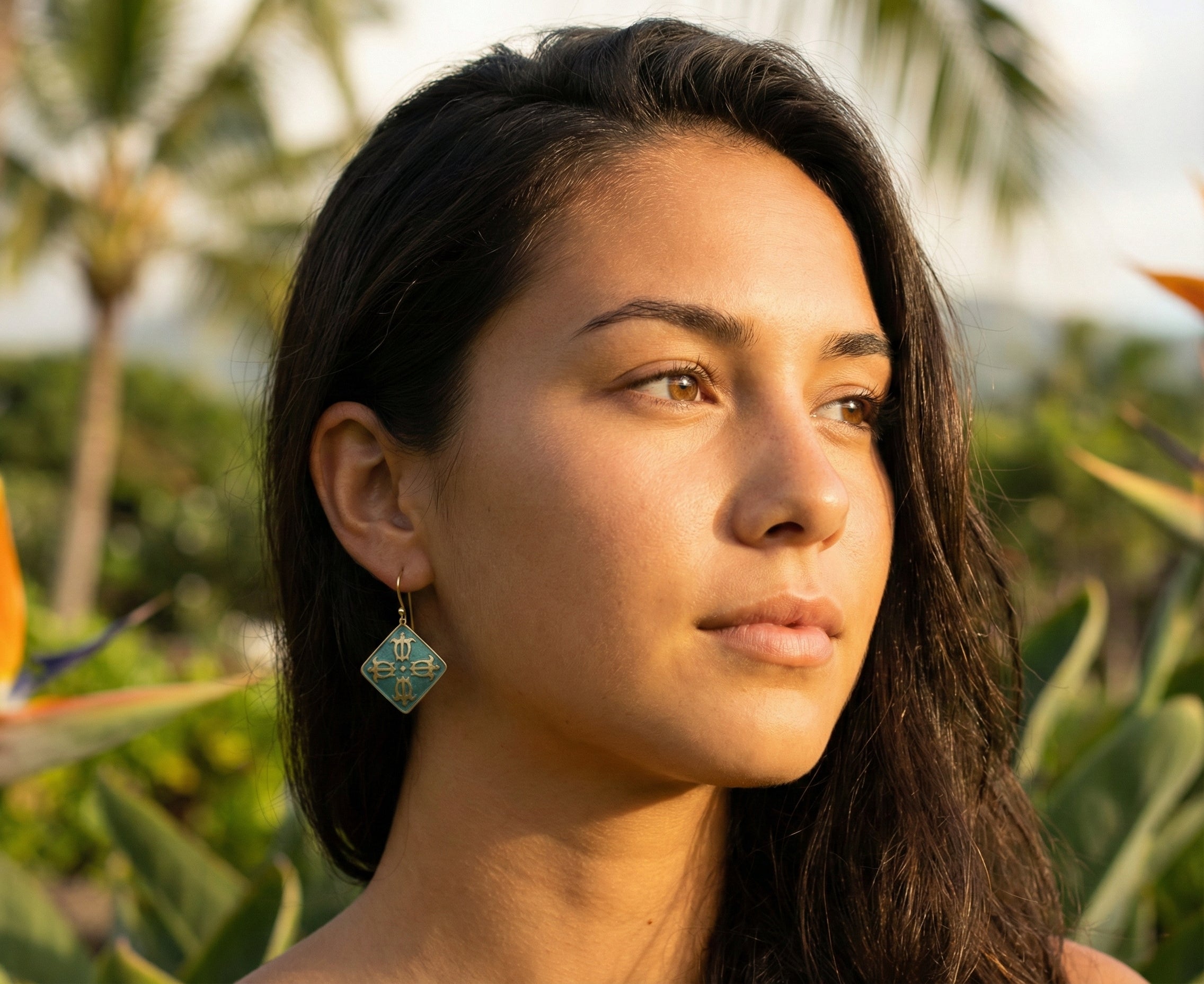Honu Quilt Blue Accent Earrings