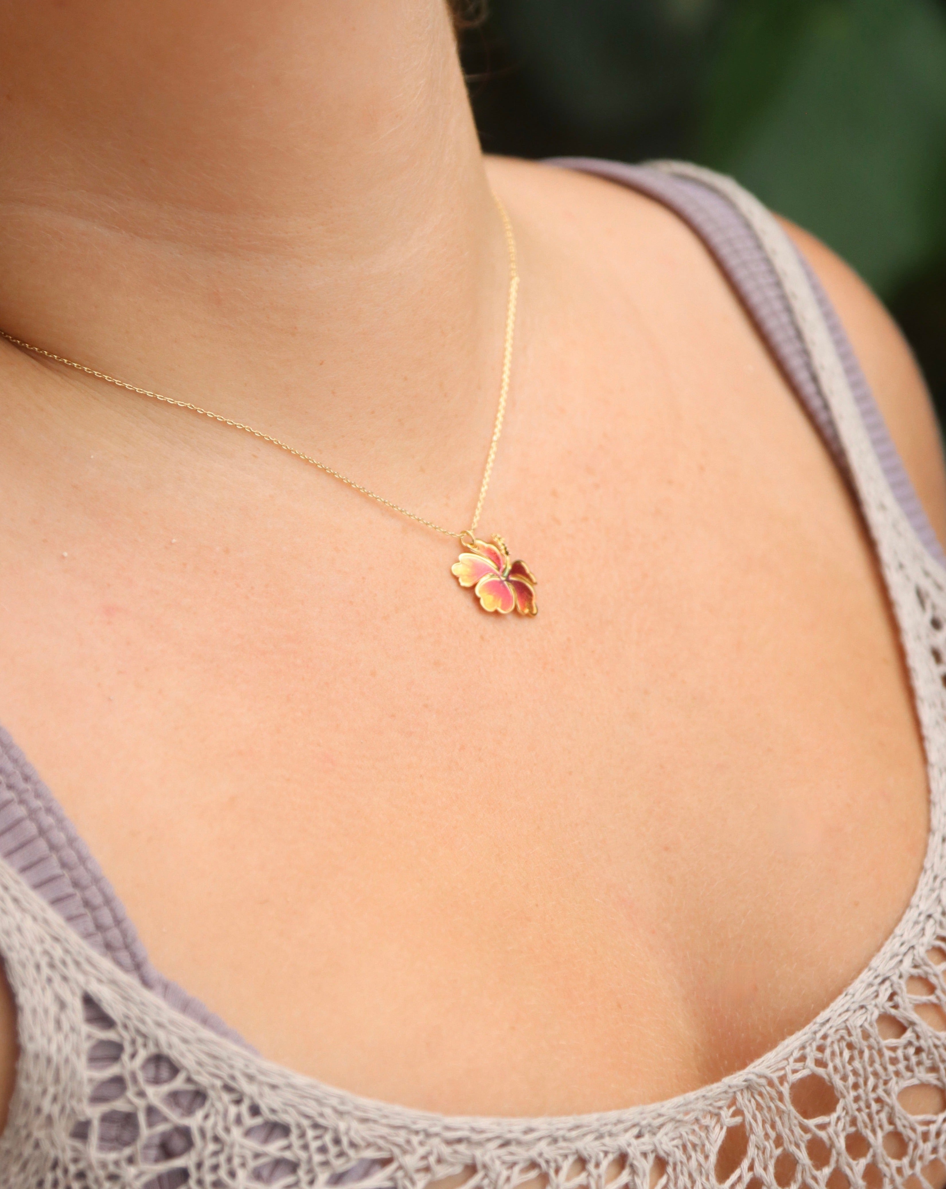 Hibiscus Hues Necklace