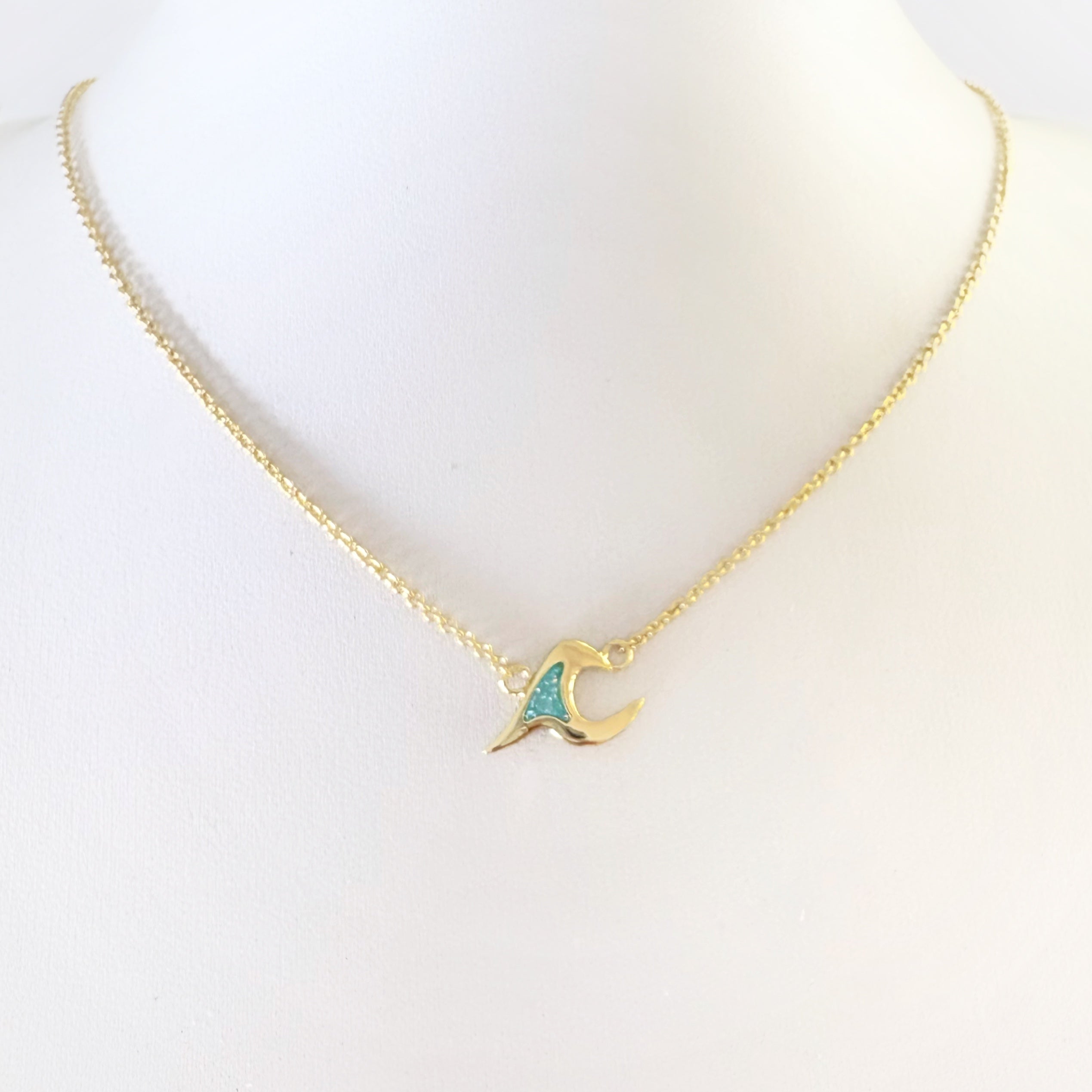 Druzy Stone Wave Necklace