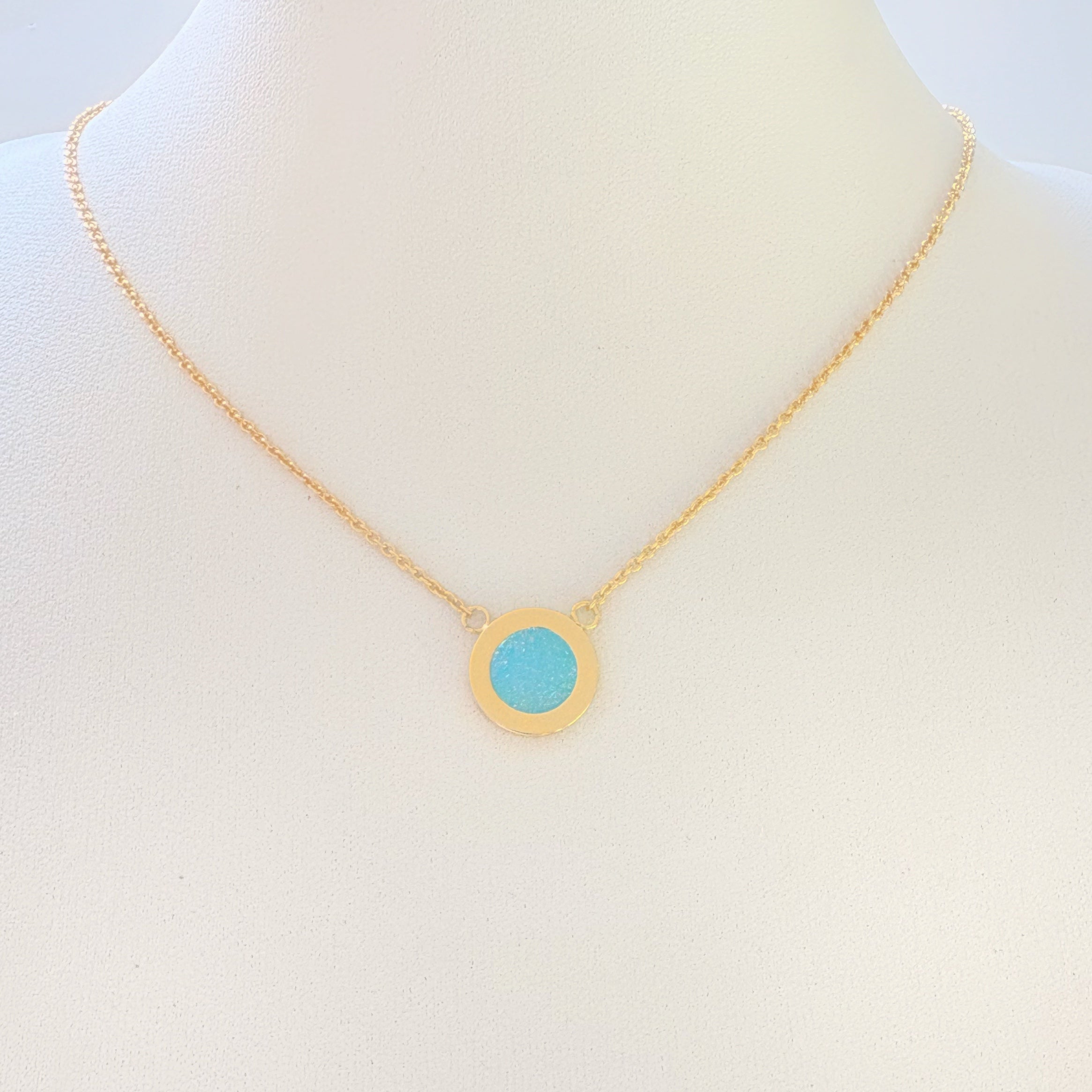 Druzy Stone Circle Necklace