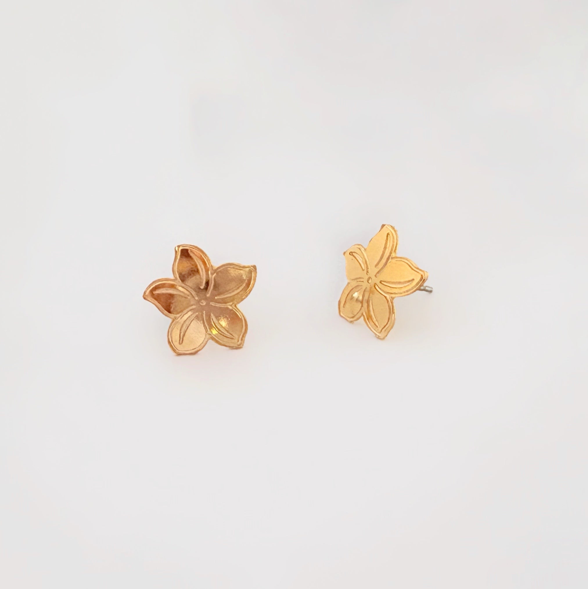 Star Plumeria Melia Earrings
