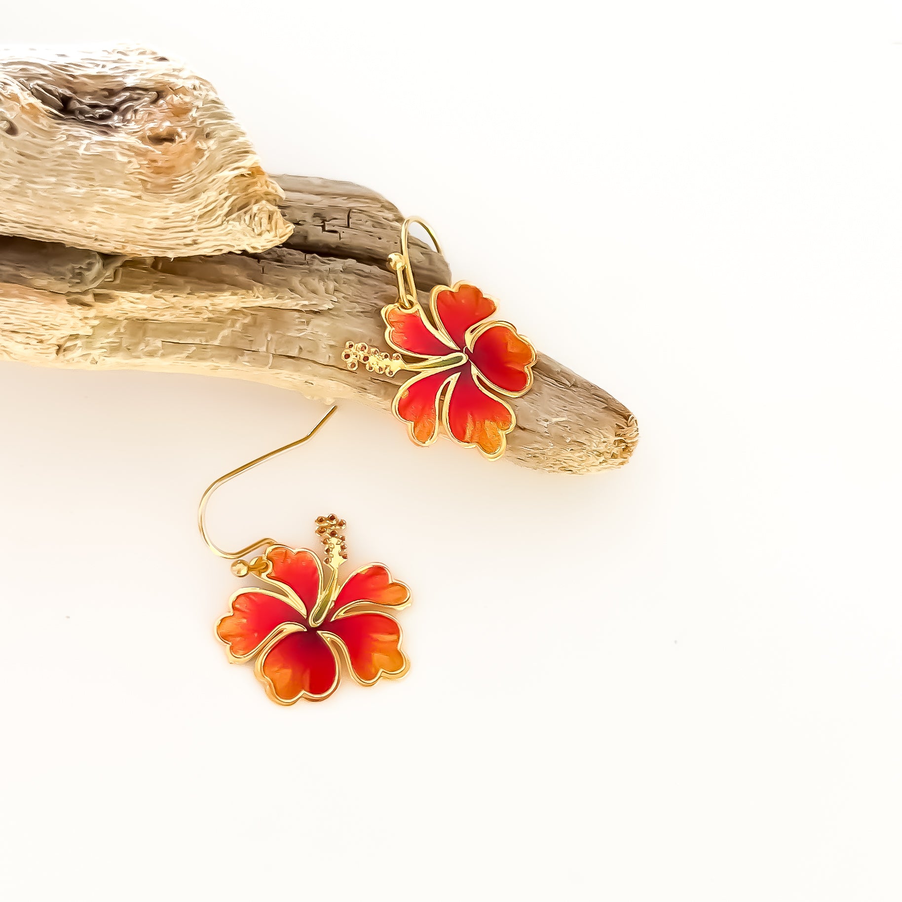 Hibiscus Hues Earrings