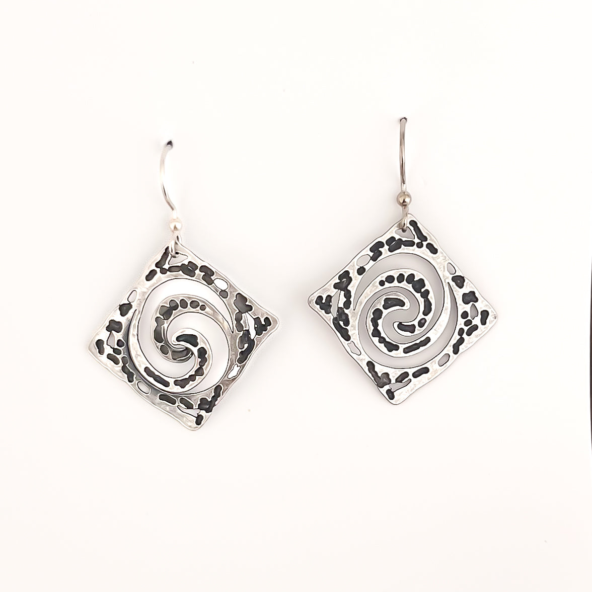 Moana Square Earrings