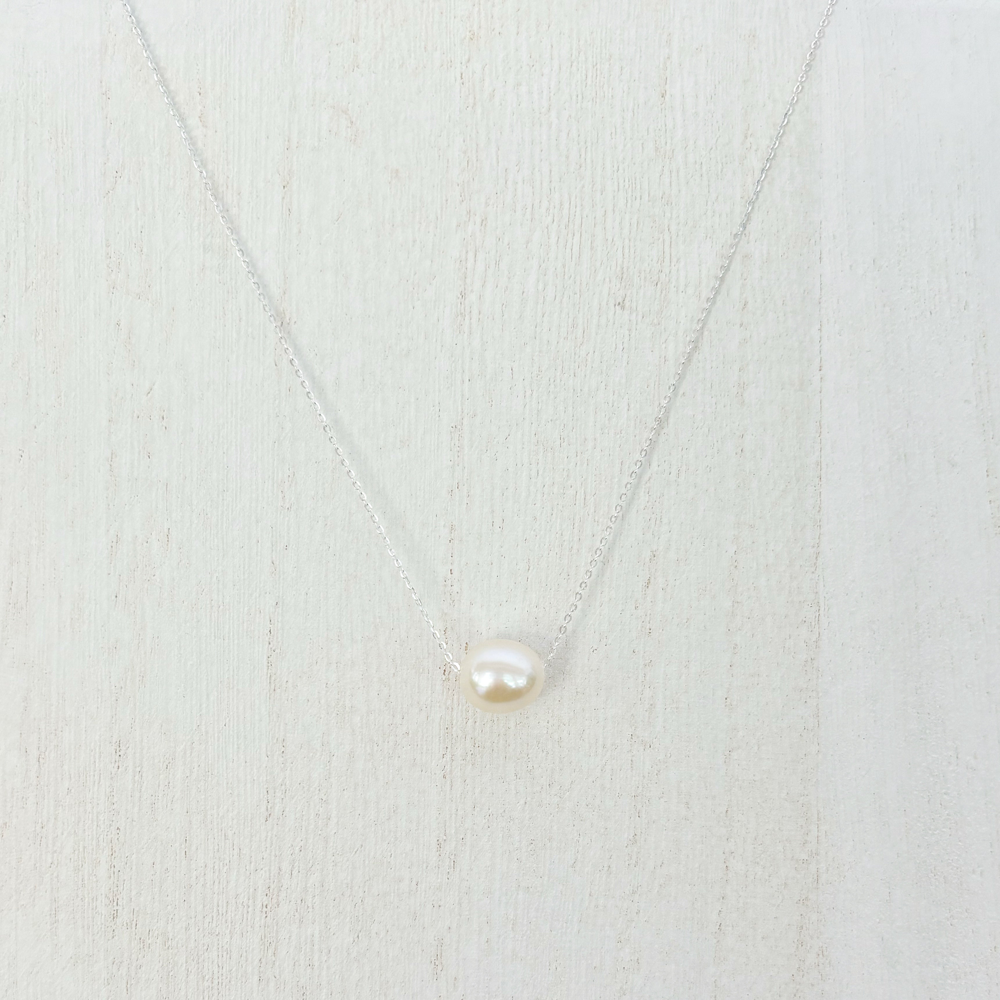 Floating Pearl Necklace - Silver