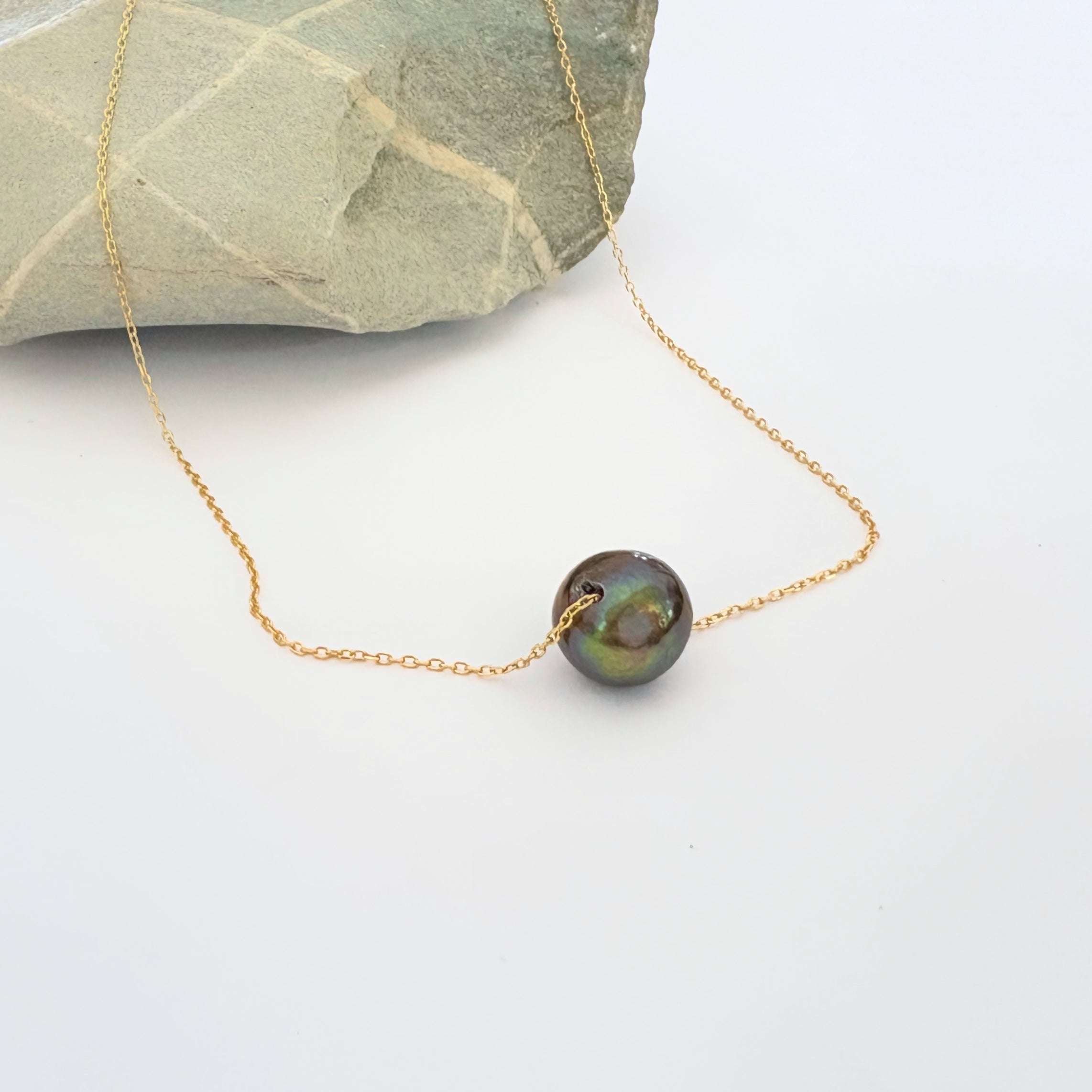 Floating Pearl Necklace - Gold