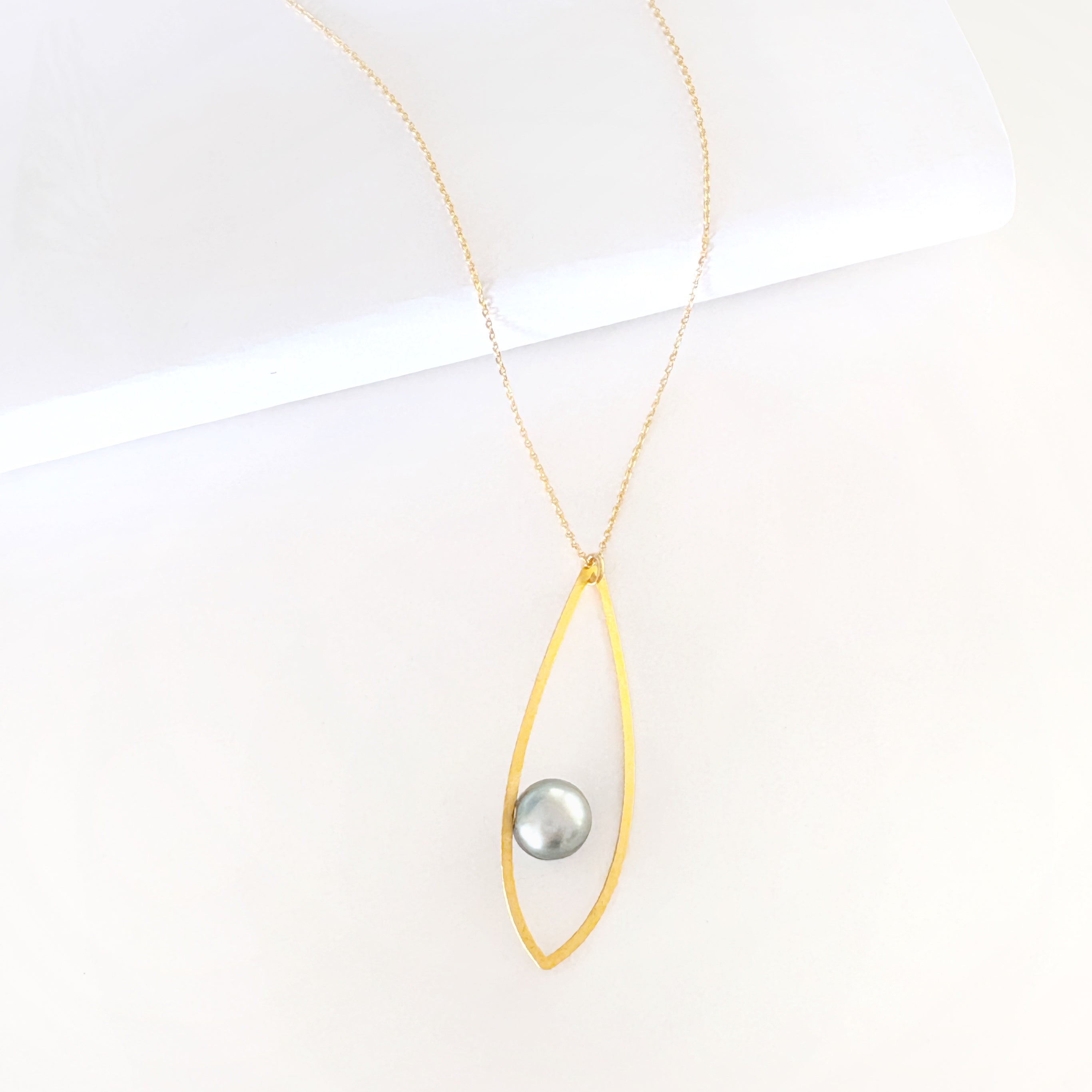 Tahitian Pearl Surf Necklace