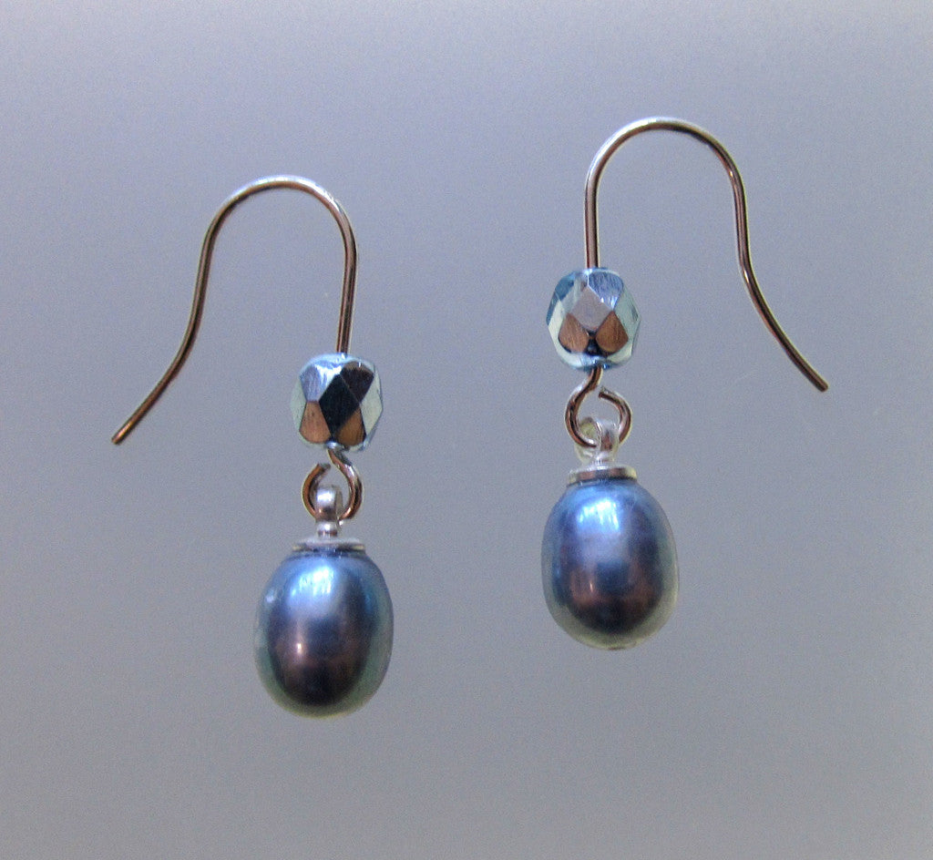 Freshwater Pearl Earrings - Silver Small