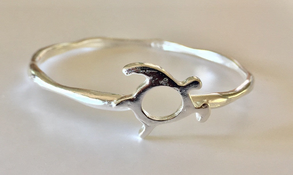Honu Sea Turtle Gold or Silver Bangle