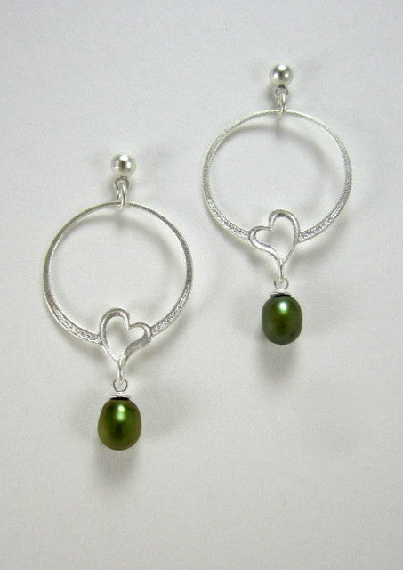 Infinity Heart - Pearl Earrings