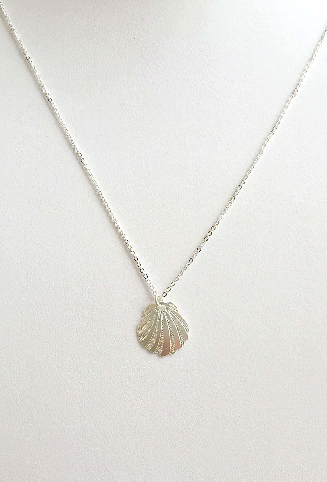 Sunrise Shell Necklace