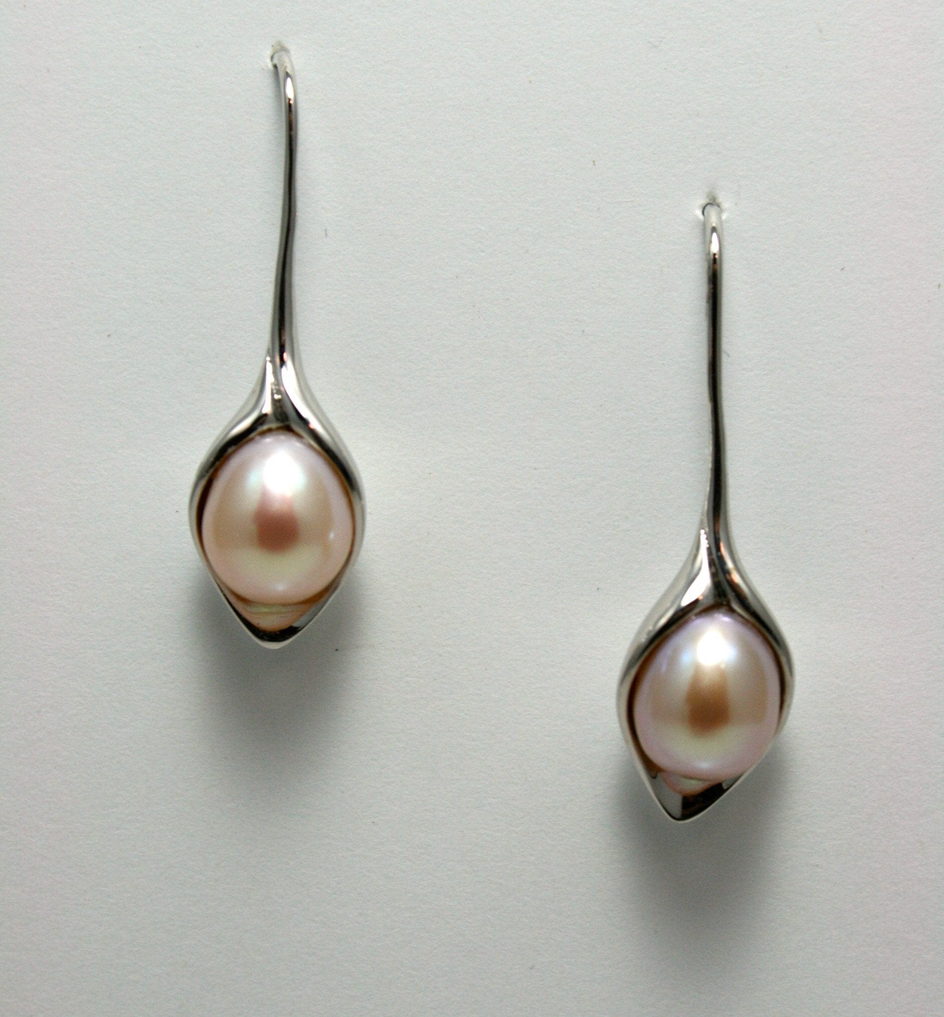 Lily Freshwater Pearl Earrings