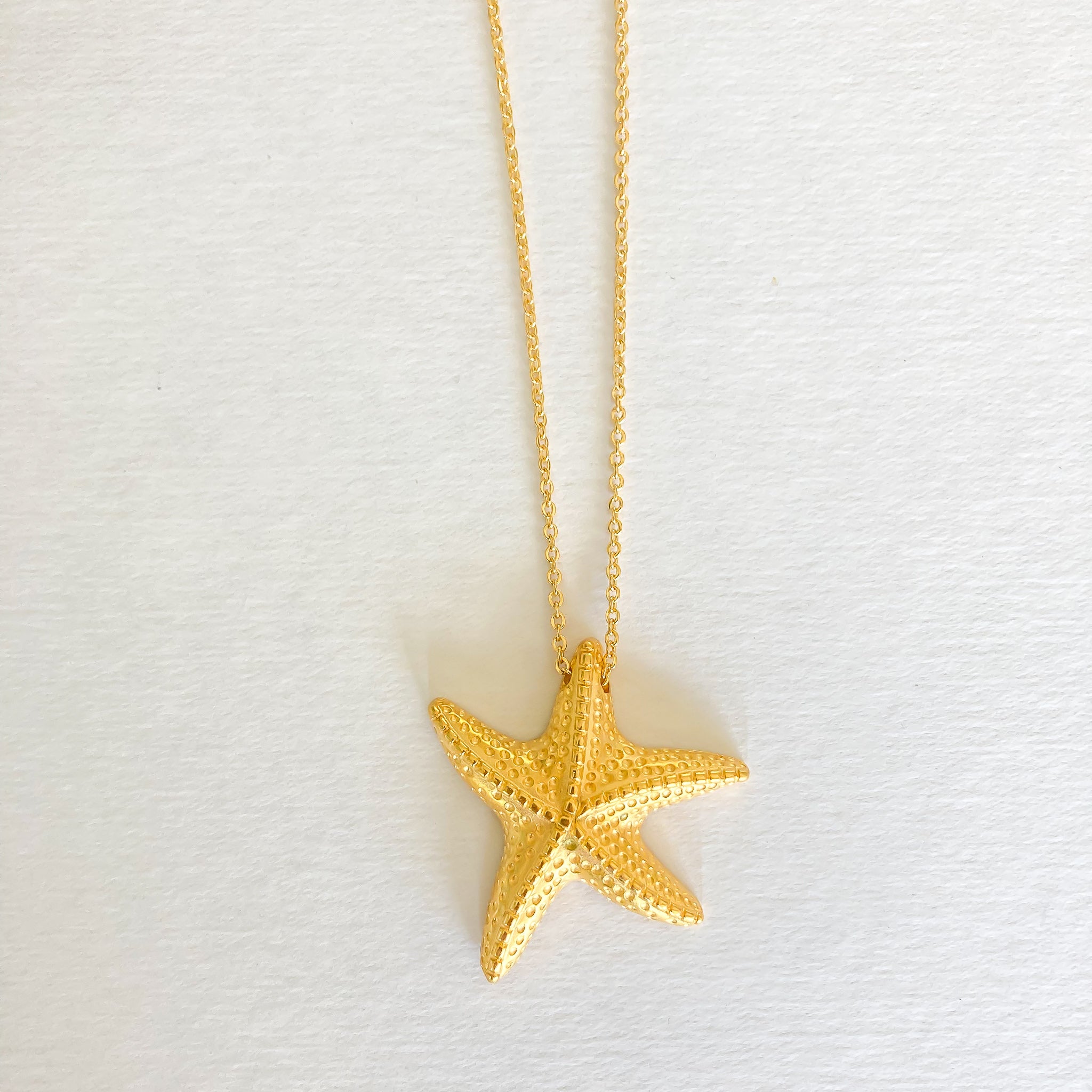 Ma Ke Kai Hawaiian Cast Necklace