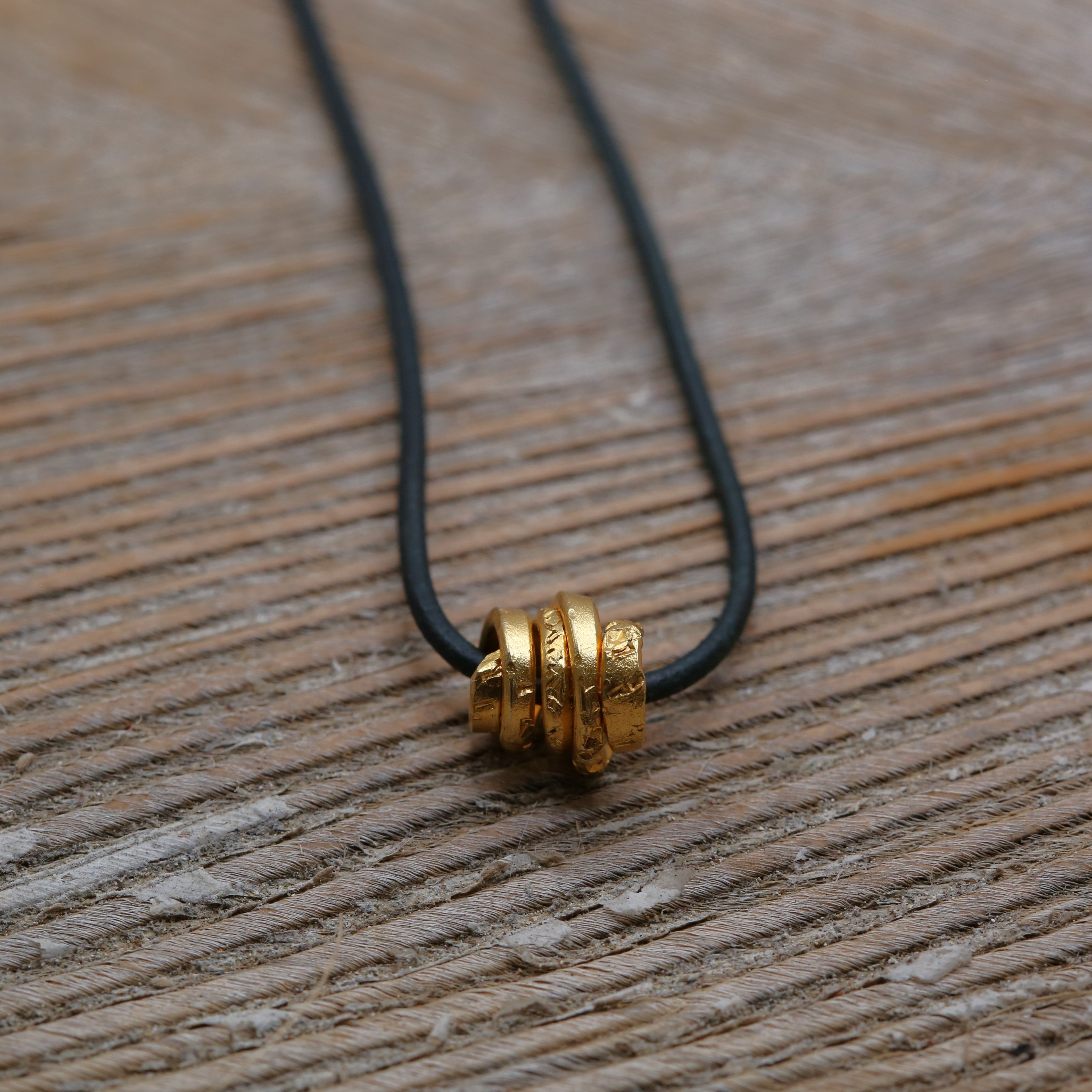 Barrel Wave Necklace