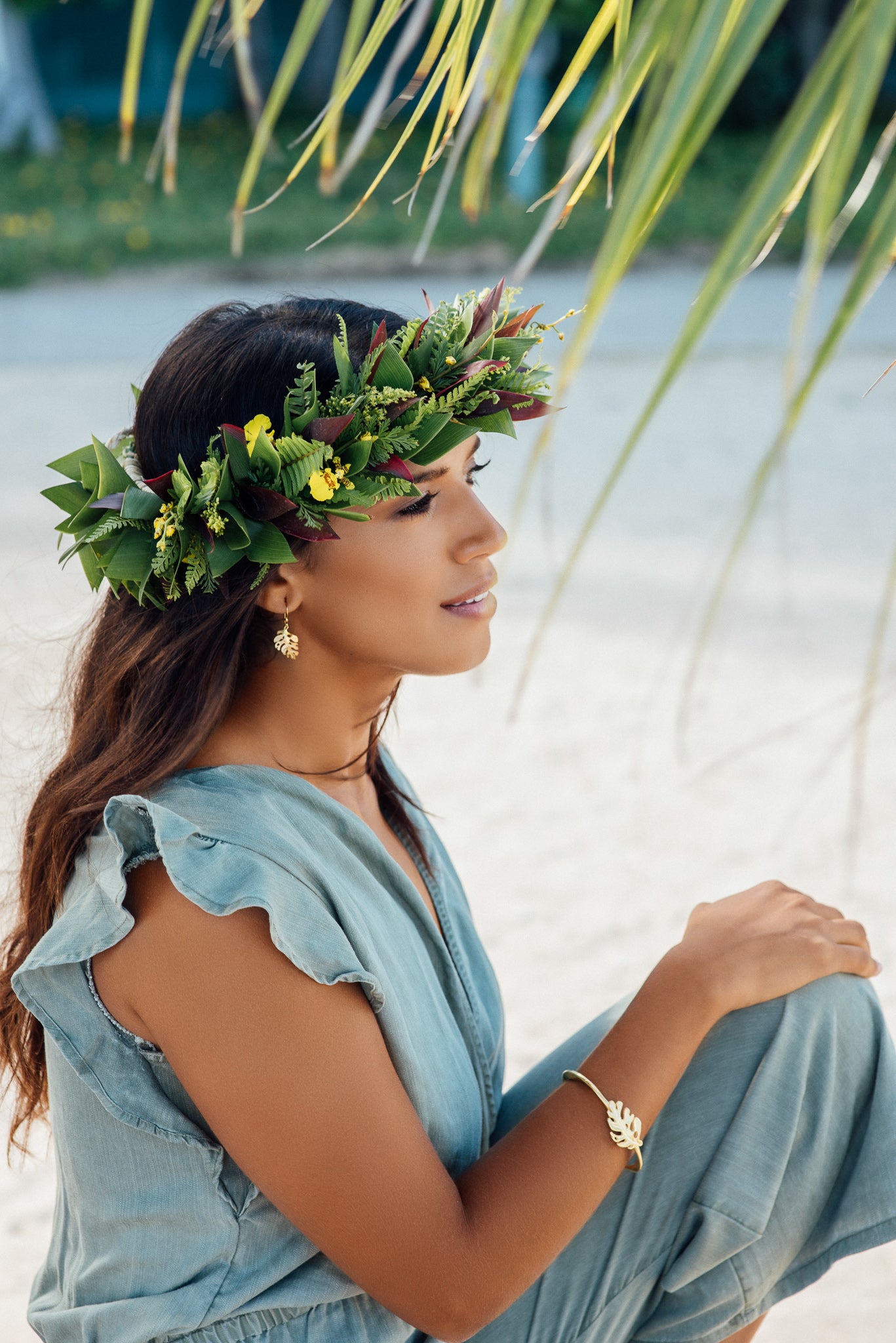 Local Hawaii Jewelry, Island Jewelry, Handcrafted in Hawaii, Hawaiian design jewelry, Hawaii jewelry, Hawaii flower earrings, Hawaiian gold dangling earrings, Hawaiian silver dangling earrings, Hawaiian flower stud earrings, Monstera jewelry, Monstera earrings