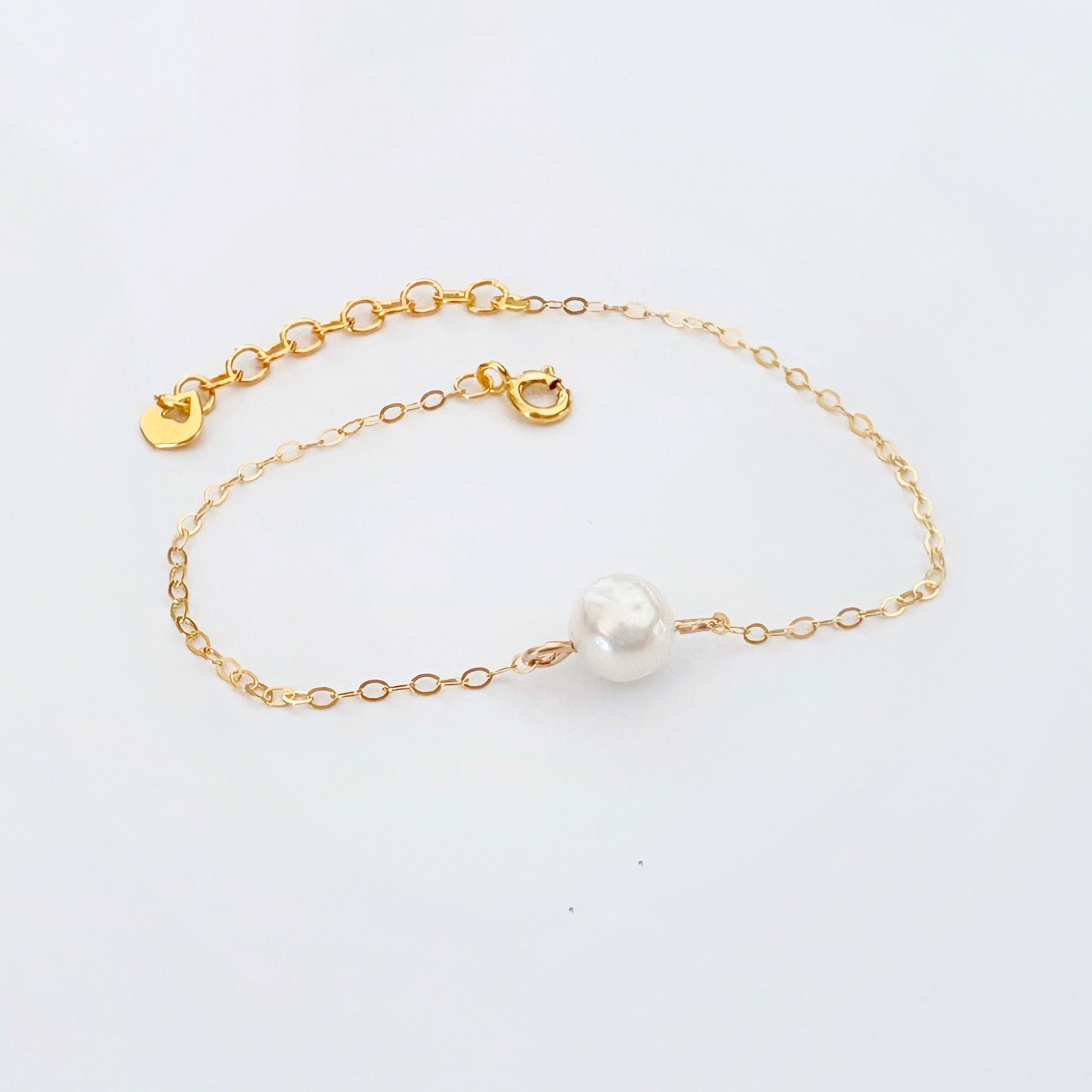 Solitaire Pearl Bracelet