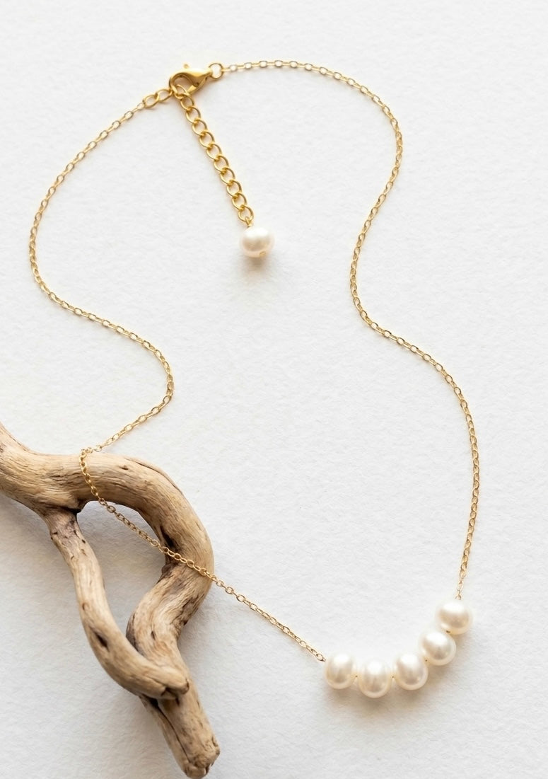 'Elima Freshwater Necklace