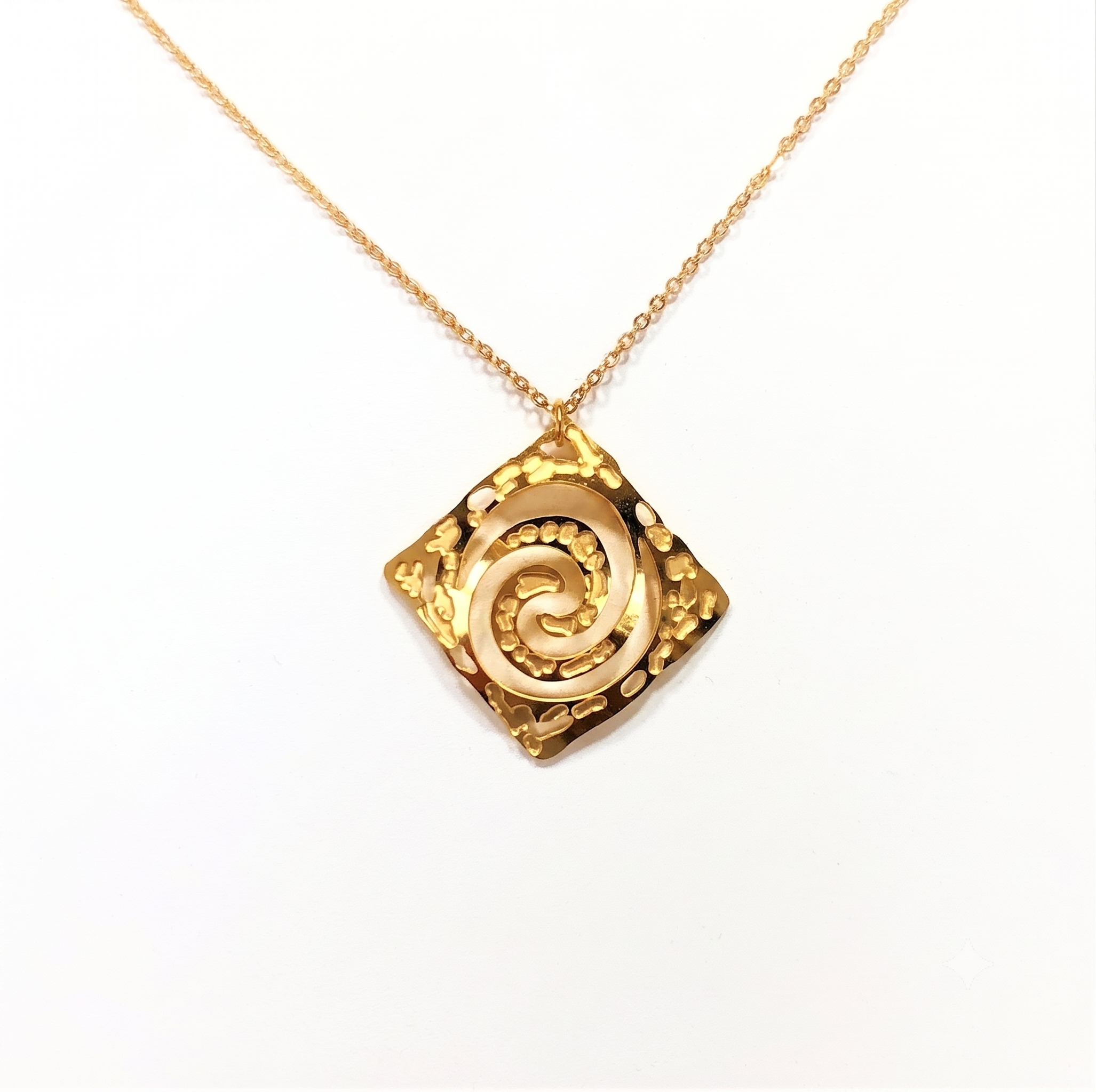 Moana Square Necklace