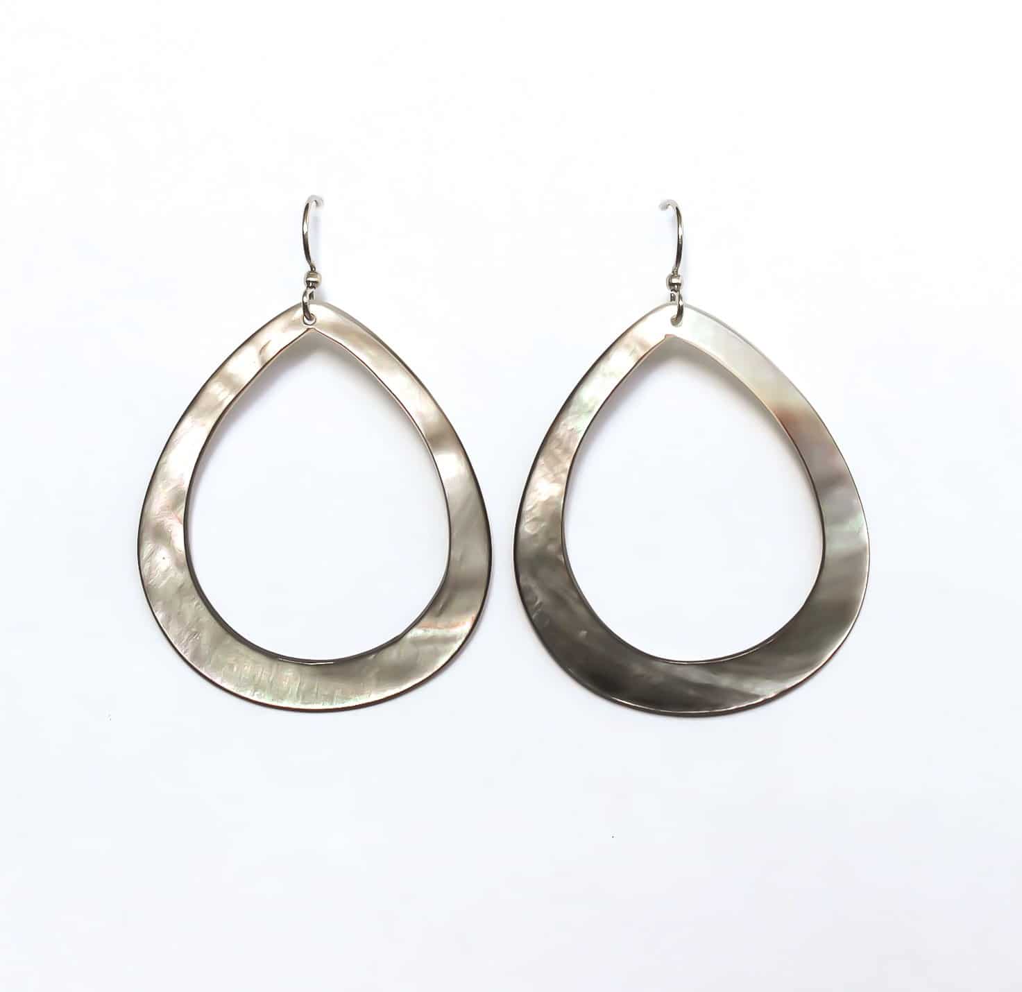 Local Hawaii Jewelry, Island Jewelry, Handcrafted in Hawaii, Hawaiian design jewelry, Hawaii jewelry, Hawaiian dangling earrings, Hawaiian shell dangling earrings