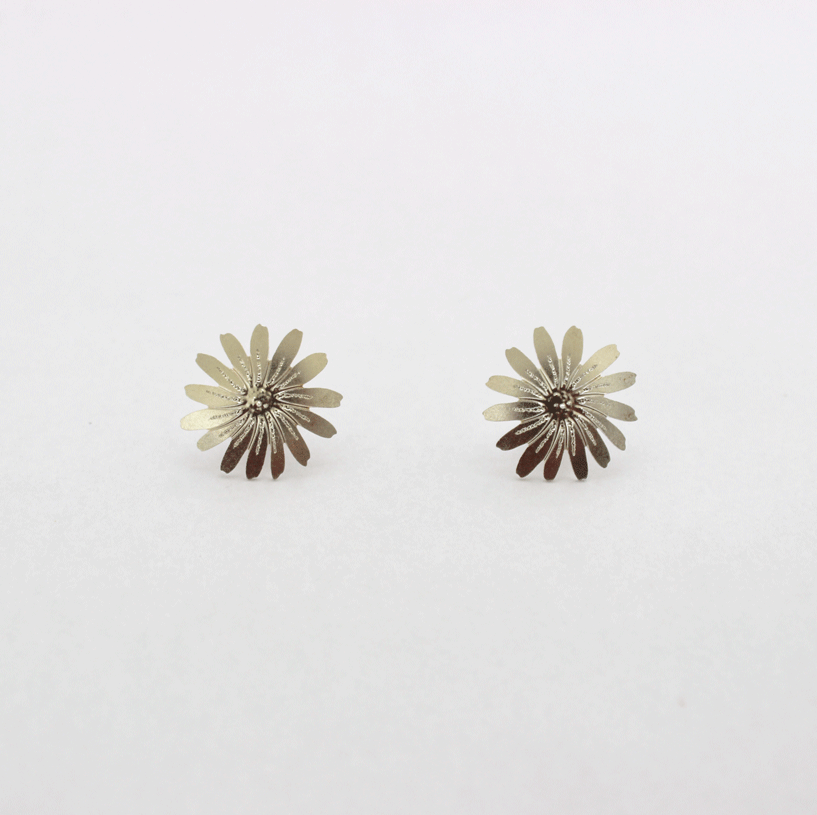 Daisy Earrings