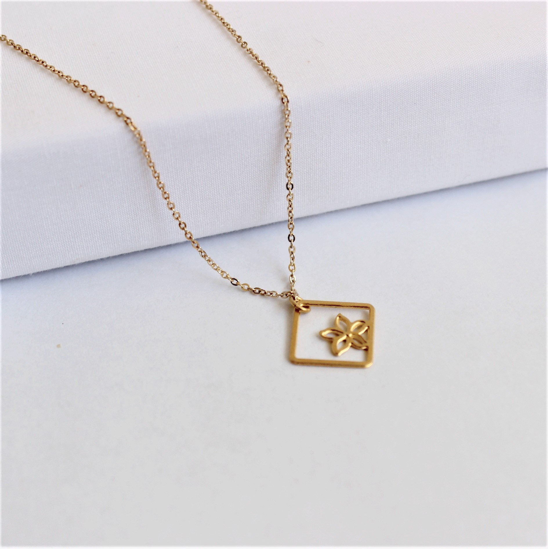 Square Flower Necklace