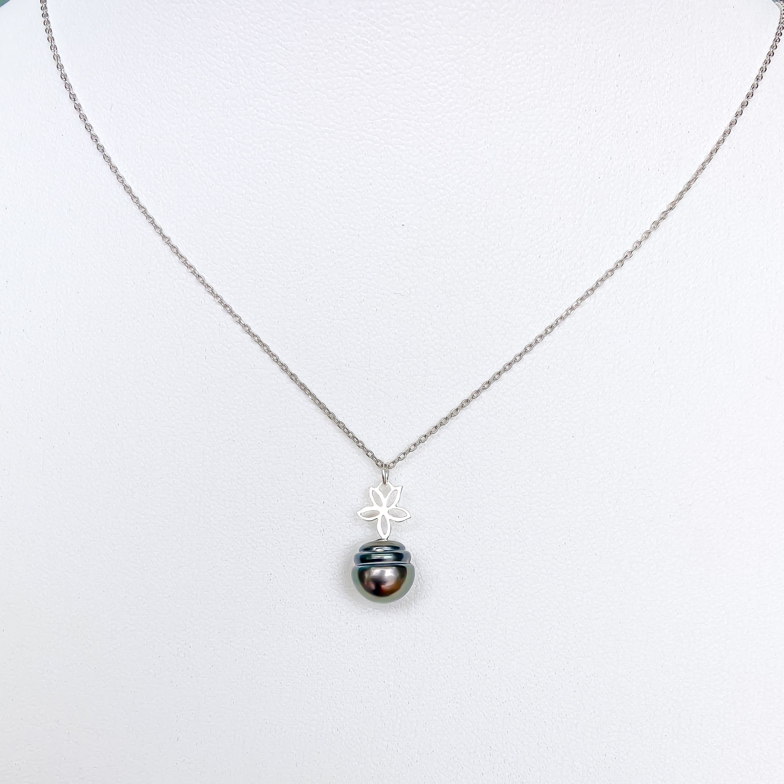 Tahitian Pearl Flower Necklace